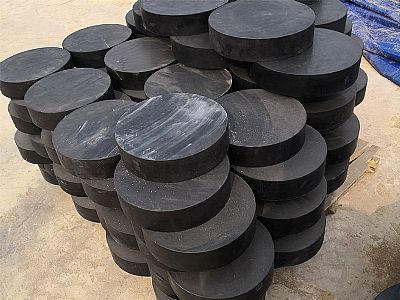 郫都区板式橡胶支座由若干层橡胶片与薄钢板经加压硫化